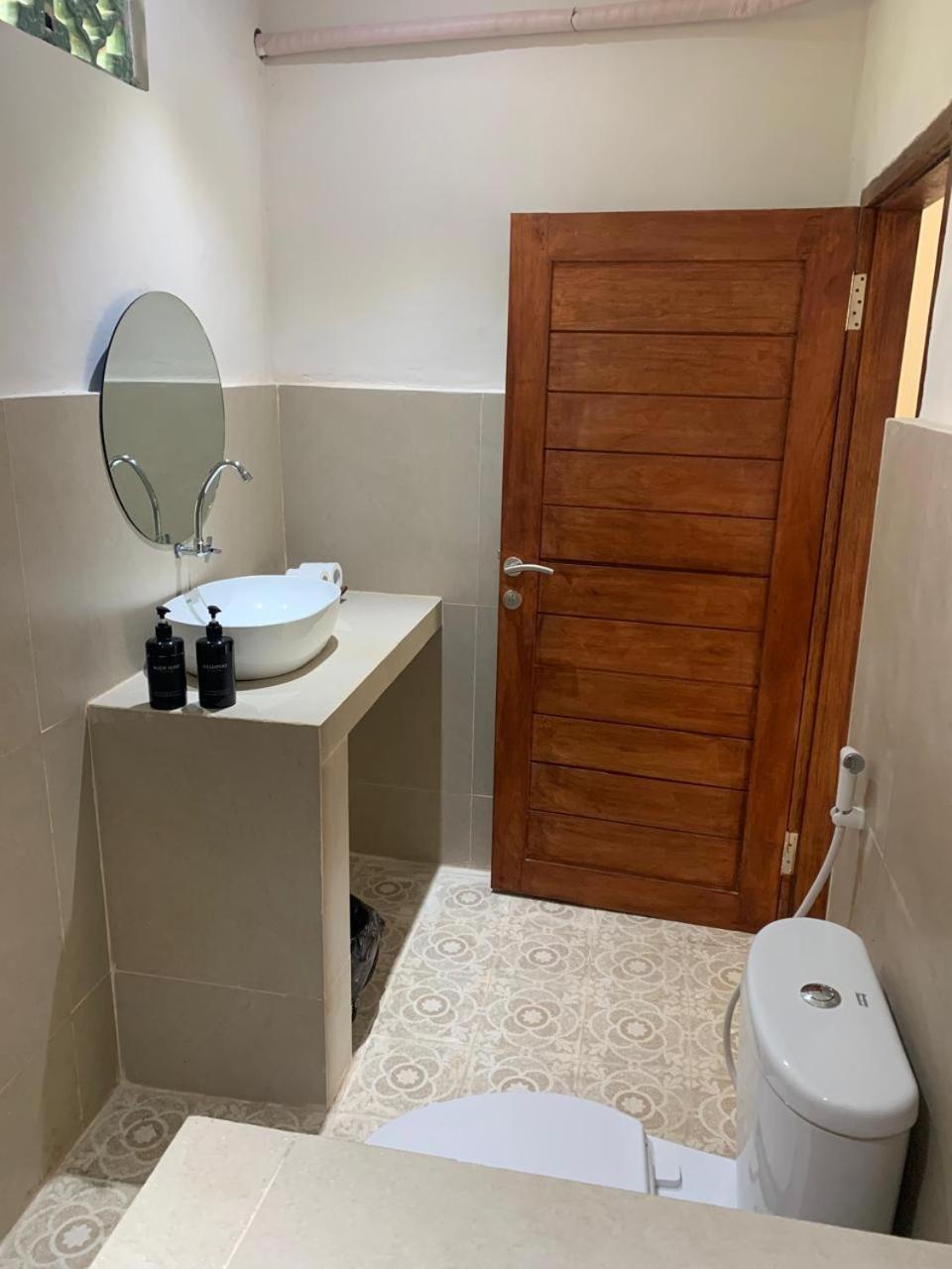 Lombok Coconut Hotel Mangsit Dış mekan fotoğraf